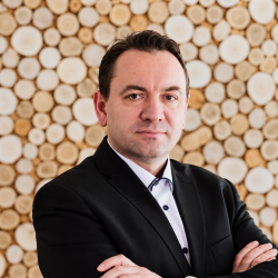 Jerzy Włodarczyk  Foto.png